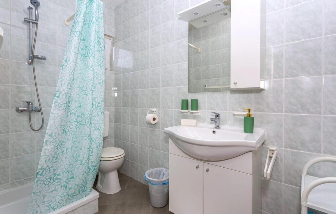 Guest House Lucija Banjol Zewnętrze zdjęcie